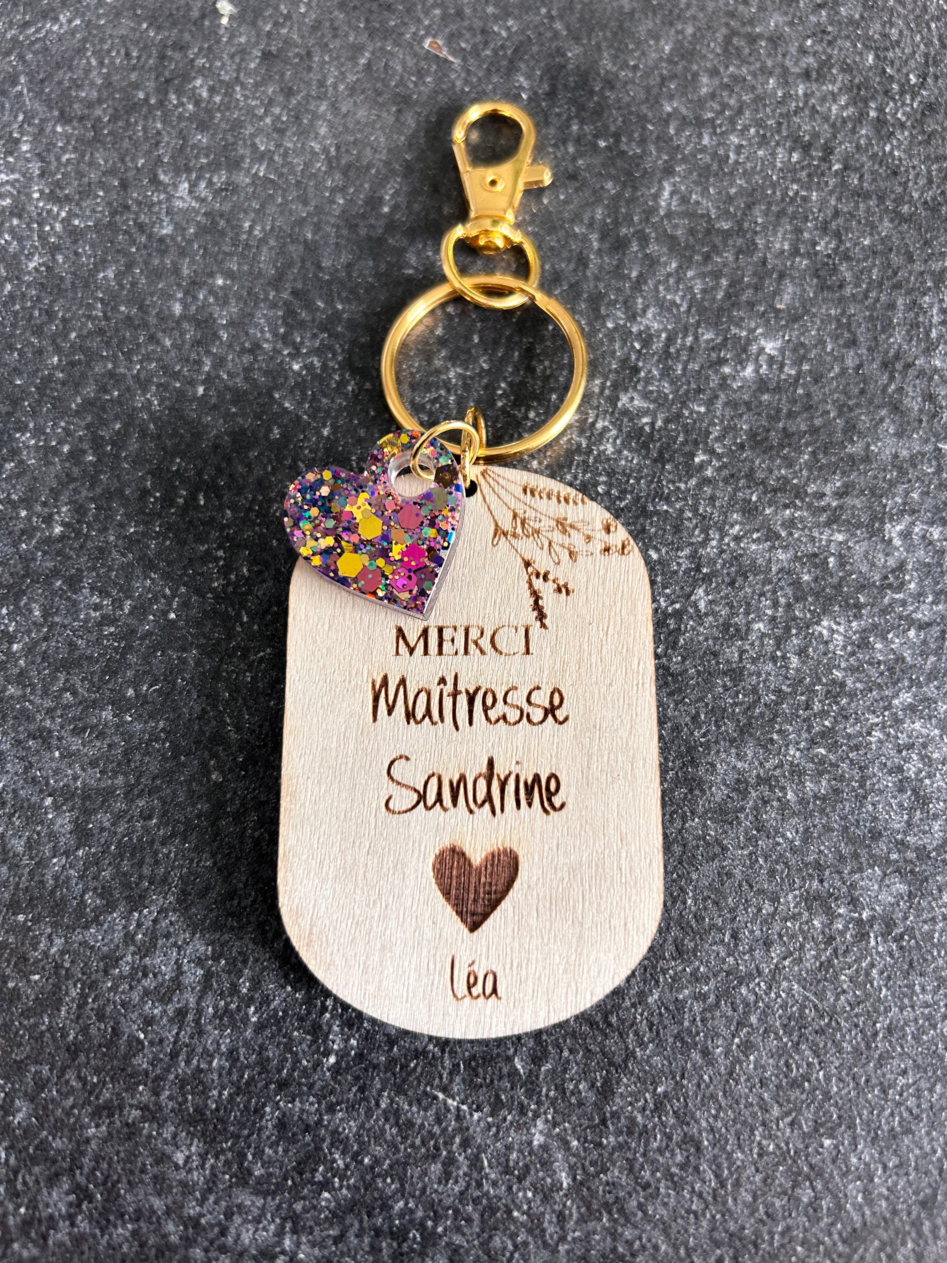 Porte-clés bois cœur pailleté - Maitresse, nounou - Commande Personnalisée