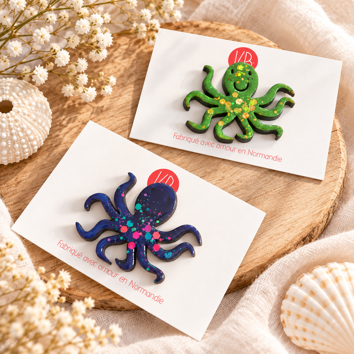 Broche pieuvre pailletée – Création artisanale en résine