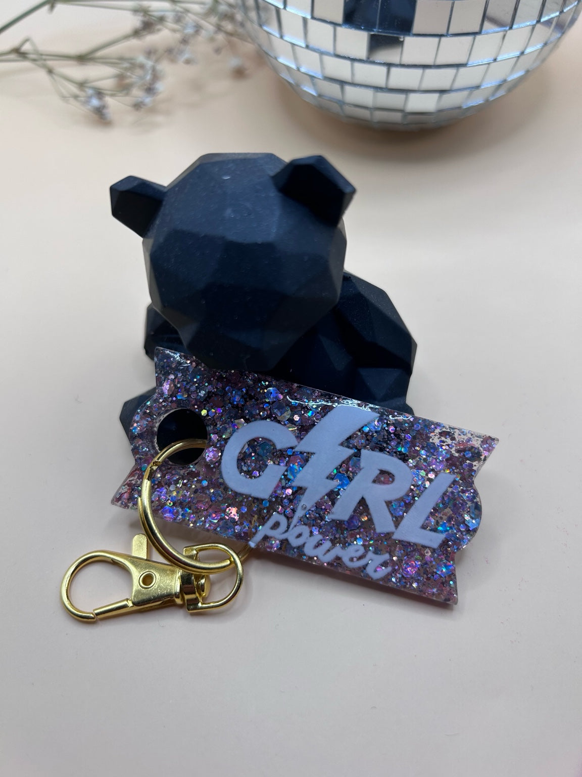 Porte-clé pailleté à message – Création artisanale