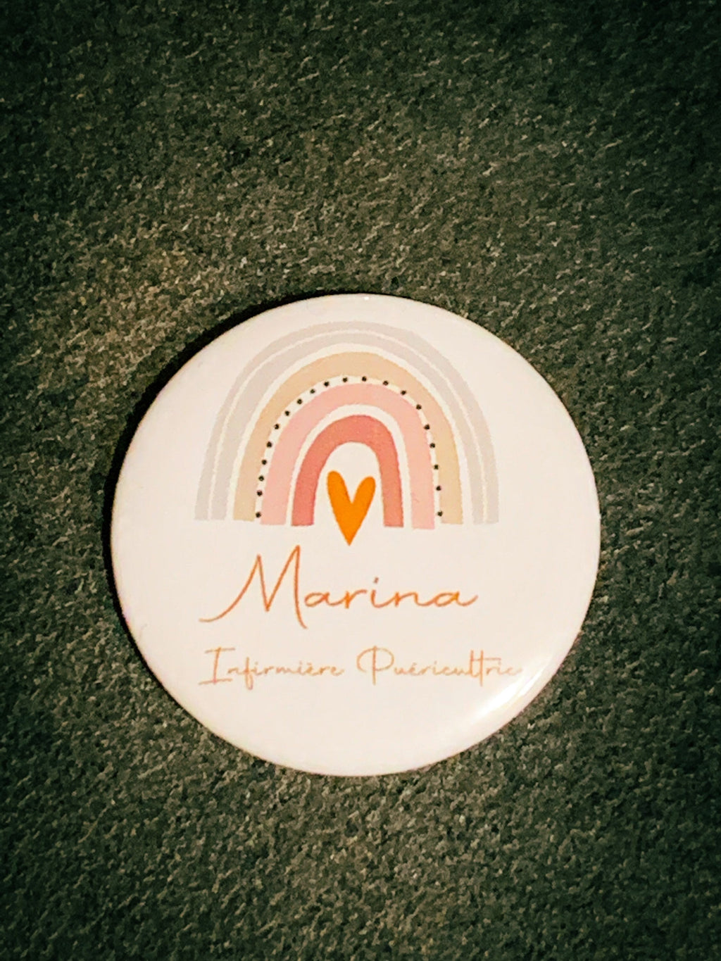 Badge personnalisé - Métier - infirmière - Arc-en-ciel