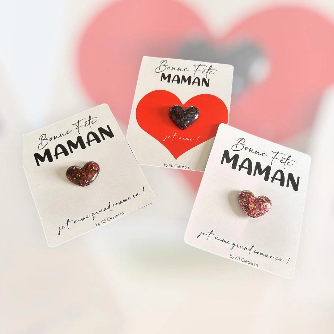 Pin’s cœur personnalisé – Cadeau fête des mères unique